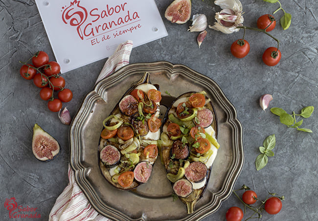 Receta para hacer berenjenas rellenas de brevas, cherry y mozzarella - Sabor Granada