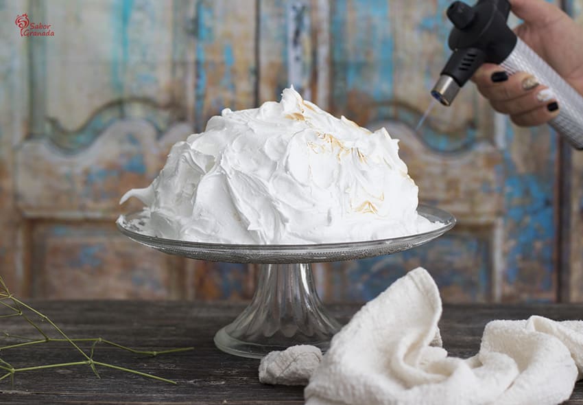 Quemamos el merengue de la tarta alaska - Sabor Granada