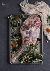 Cordero lojeño para el relleno de esta receta de berenjenas - Sabor Granada