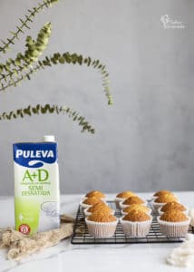 Leche Puleva para hacer las magdalenas de AOVE y limón - Sabor Granada