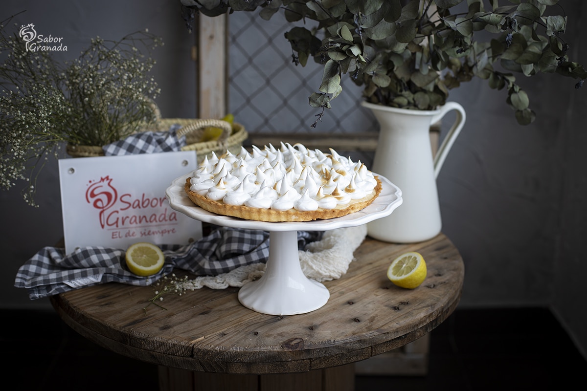 Receta para hacer tarta de limón y merengue - Sabor Granada