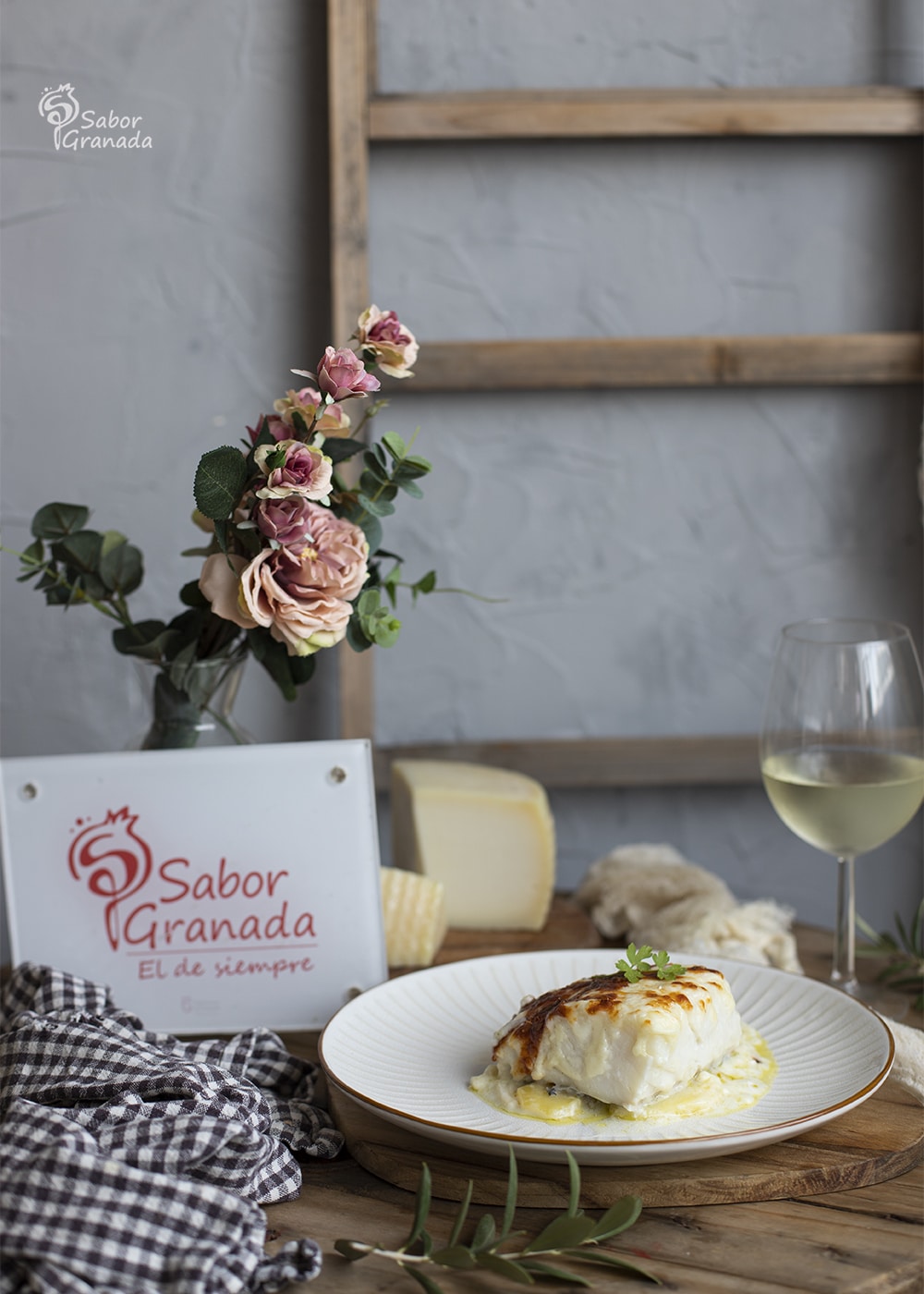 Plato de bacalao gratinado - Sabor Granada