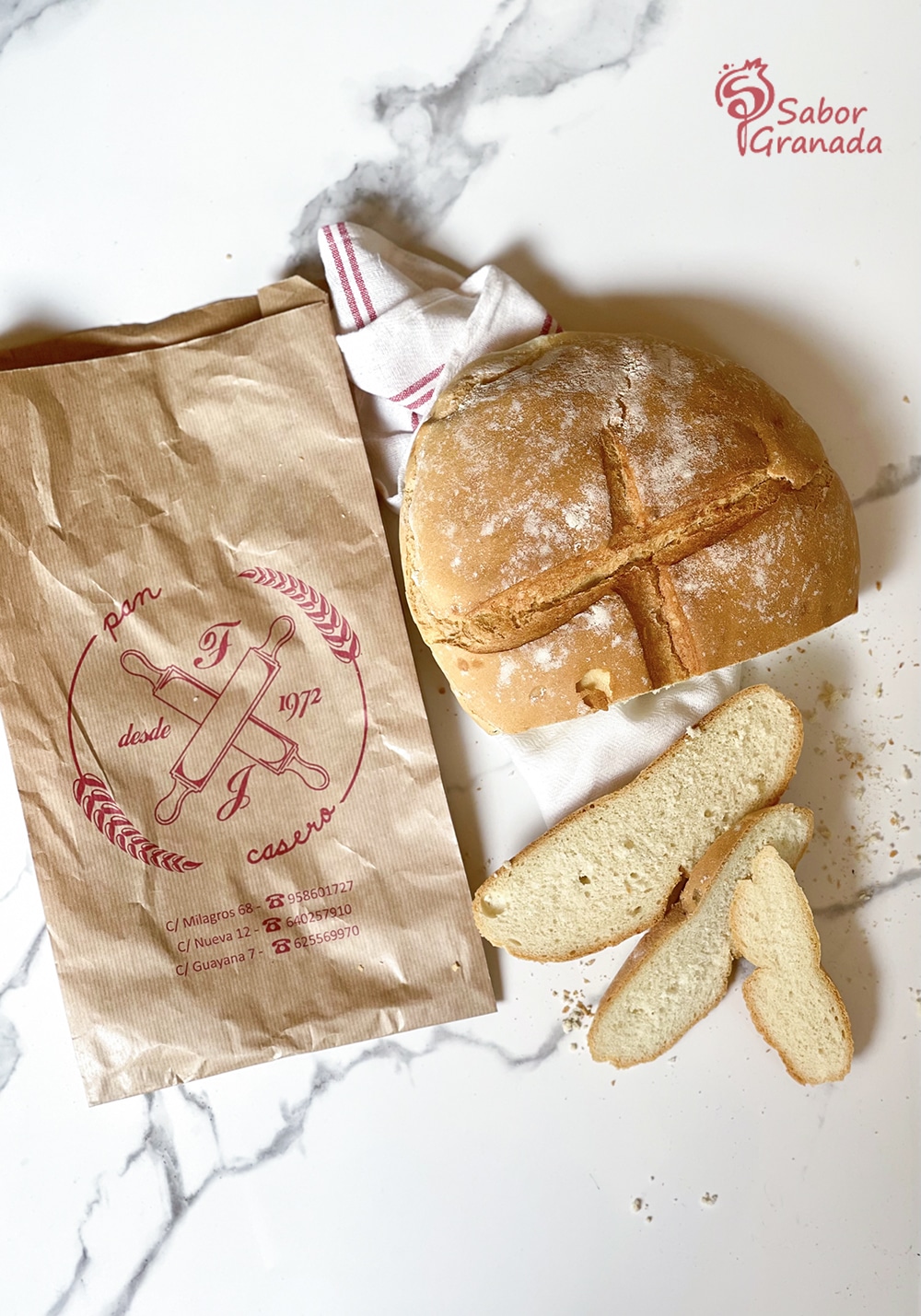 Pan de Panadería Federico para hacer un pudin de coco - Sabor Granada