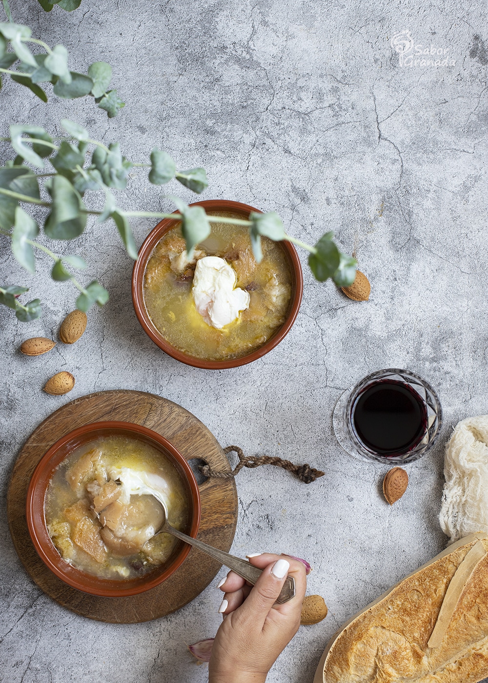Sopa de ajos lista para comer - Sabor Granada
