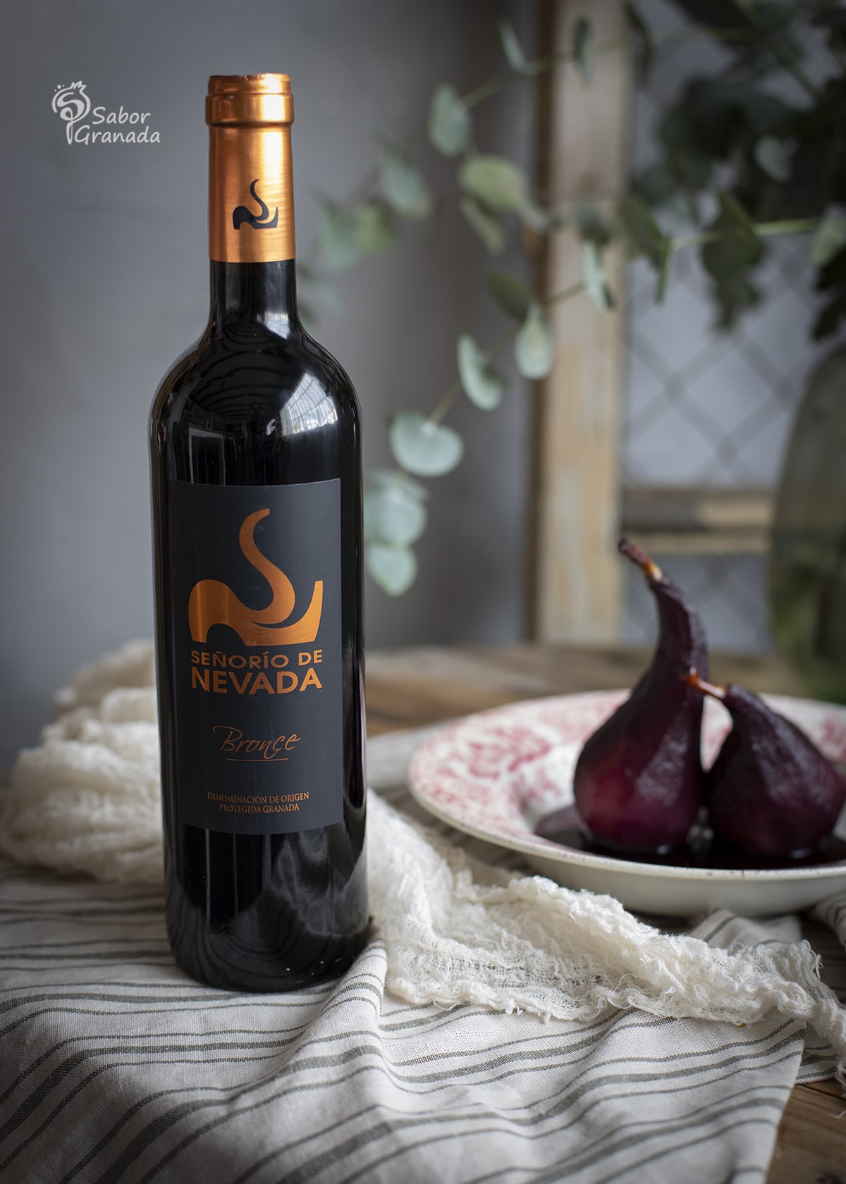 Señorío de Nevada para maridar peras al vino tinto - Sabor Granada